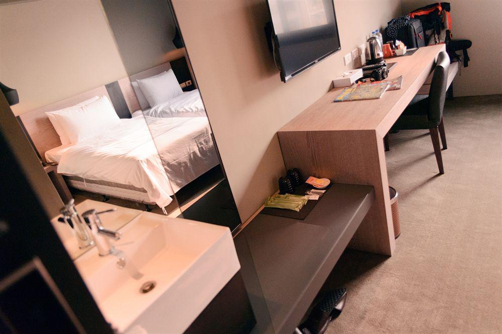 Kiwi Express Hotel - Jiuru Rd Kaohsziung Kültér fotó