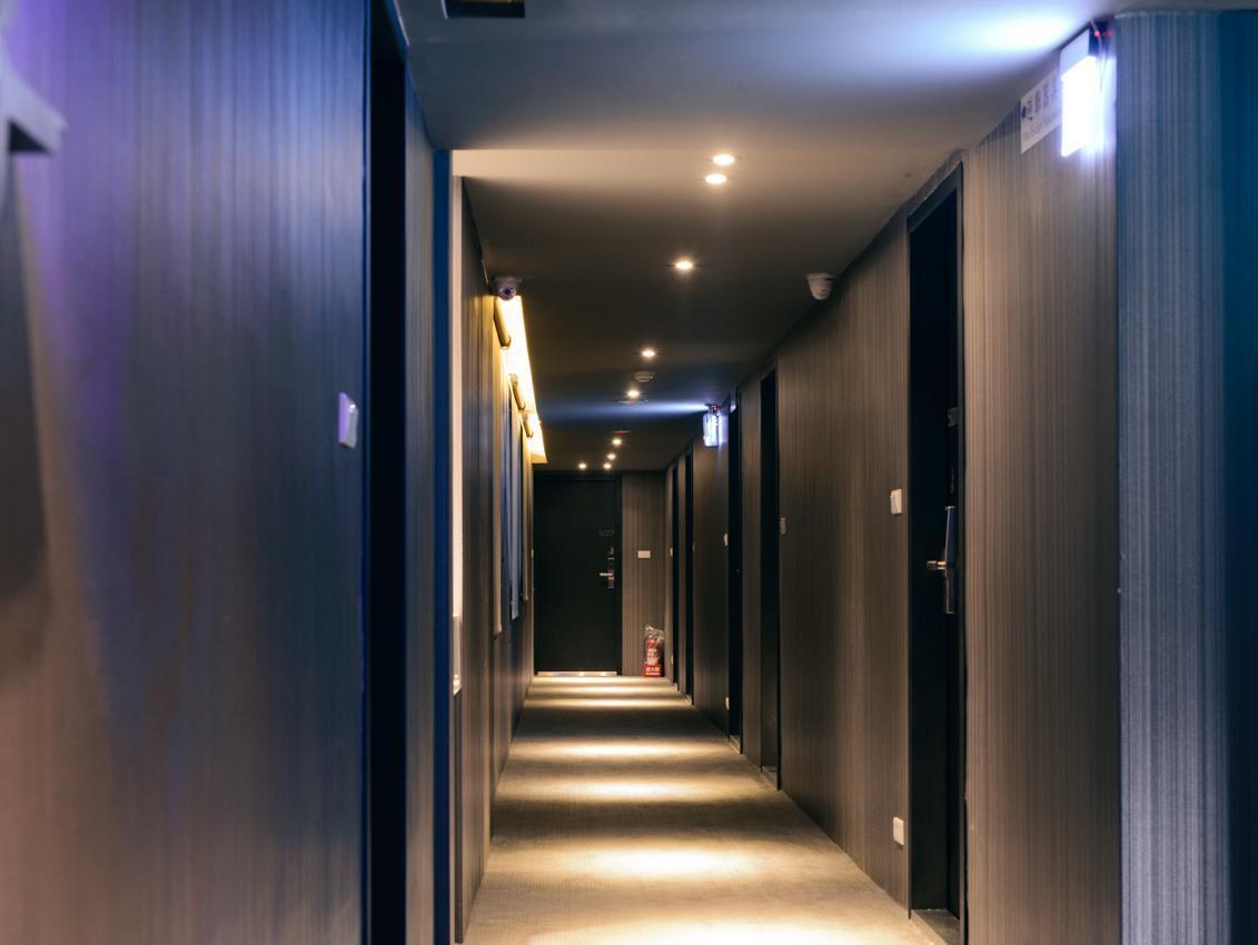 Kiwi Express Hotel - Jiuru Rd Kaohsziung Kültér fotó